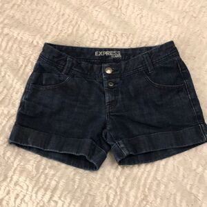 Cute Express jean shorts